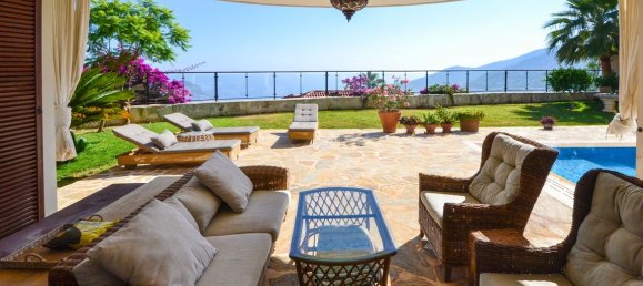 Villa 5+2 in Bektas, Turkey, Nr. 17505 17