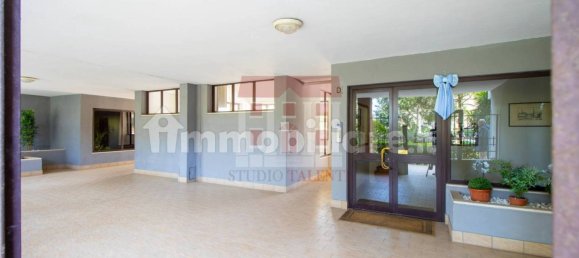 3 bedrooms Apartment in Rome, Italy No. 331604 15