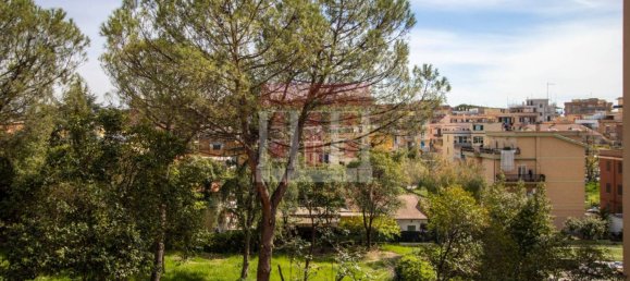 3 bedrooms Apartment in Rome, Italy No. 331604 5