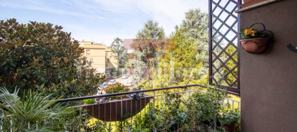 3 bedrooms Apartment in Rome, Italy No. 331604 10