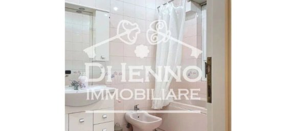 3 rooms Apartment in Rome, Italy No. 30360 40