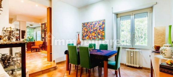 5 bedrooms Apartment in Rome, Italy No. 198052 13
