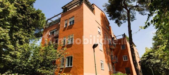 5 bedrooms Apartment in Rome, Italy No. 198052 2