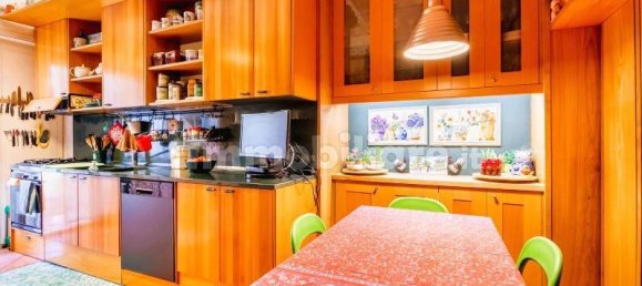 5 bedrooms Apartment in Rome, Italy No. 198052 15