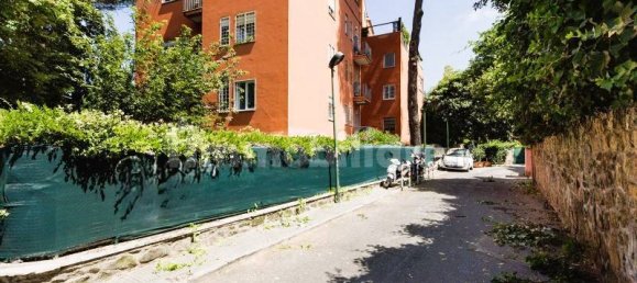 5 bedrooms Apartment in Rome, Italy No. 198052 31