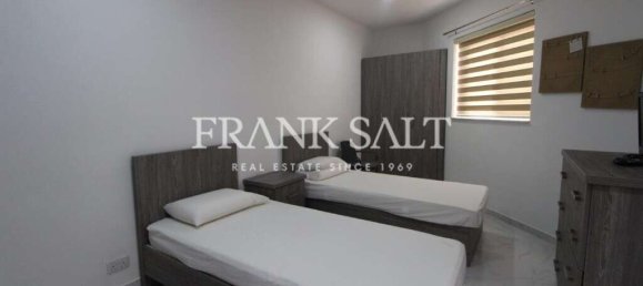 2 bedrooms Apartment in Xlendi, Malta No. 5949 10