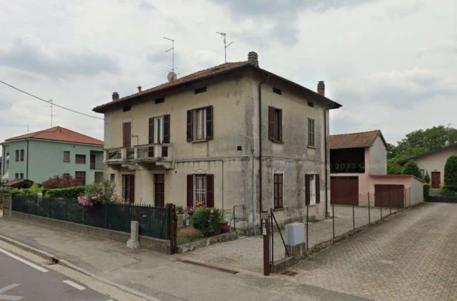 3 bedrooms House in Bulgarograsso, Italy No. 380602