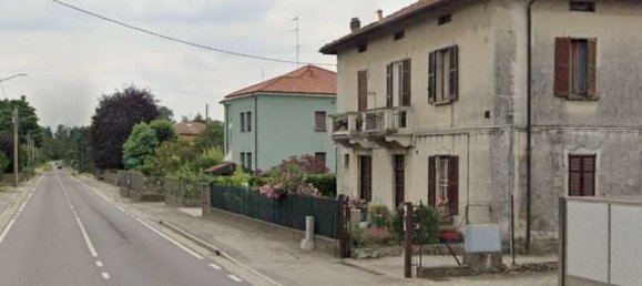 3 bedrooms House in Bulgarograsso, Italy No. 380602 6