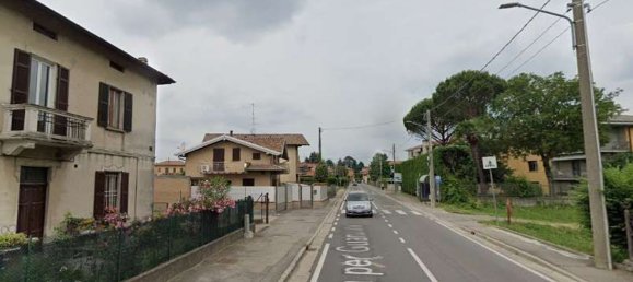 3 bedrooms House in Bulgarograsso, Italy No. 380602 4