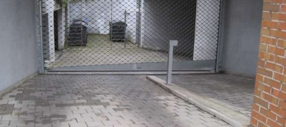 Parkplatz in Saarbrücken, Germany, Nr. 319815 3