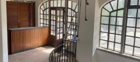 2 rooms Office in Lisbon, Portugal No. 8430 10