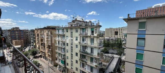 3 bedrooms Apartment in Salerno, Italy No. 93081 6