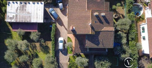 6-Zimmer Villa in Uzzano, Italy, Nr. 158487 3