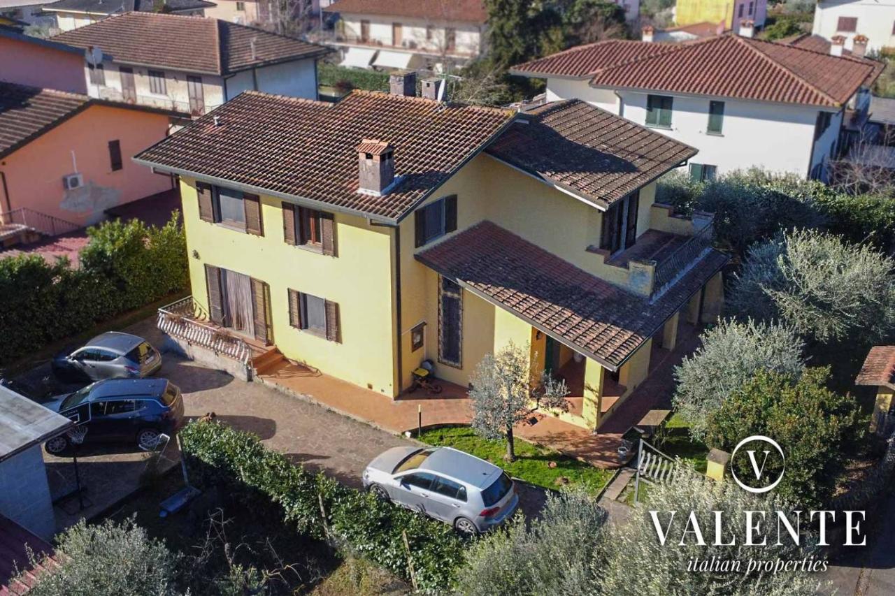 6-Zimmer Villa in Uzzano, Italy, Nr. 158487