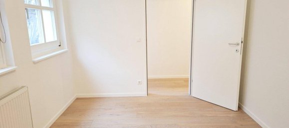 2 rooms Apartment in Wahring, Austria No. 152760 2