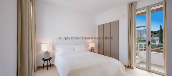 4 bedrooms Villa in Paphos, Cyprus No. 3911 11