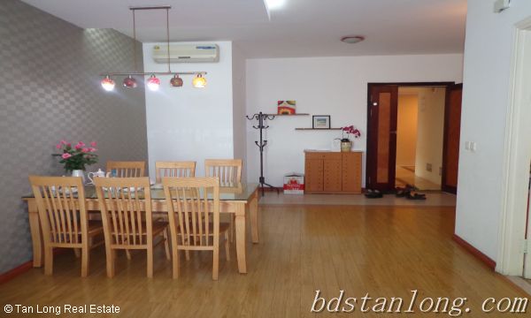 3 bedrooms Apartment in Tay Ho, Vietnam No. 6160