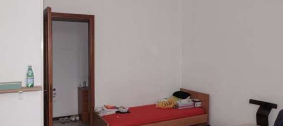 2 rooms Apartment in Varese, Italy No. 315035 5