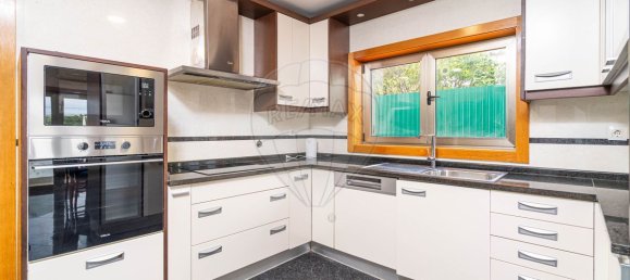 4 غرف نوم منزل في Portimao, Portugal رقم 26740 9