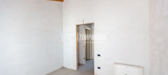 3غرفة منزل ذو طابقين في Offanengo, Italy رقم 313856 9