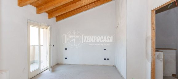 3غرفة منزل ذو طابقين في Offanengo, Italy رقم 313856 15