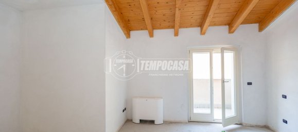 3غرفة منزل ذو طابقين في Offanengo, Italy رقم 313856 13