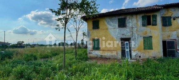 2 bedrooms House in Montebelluna, Italy No. 266671 5