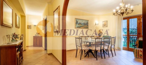 4 bedrooms Apartment in Ciciliano, Italy No. 72602 5