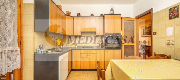 4 bedrooms Apartment in Ciciliano, Italy No. 72602 11