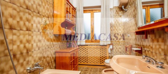 4 bedrooms Apartment in Ciciliano, Italy No. 72602 21