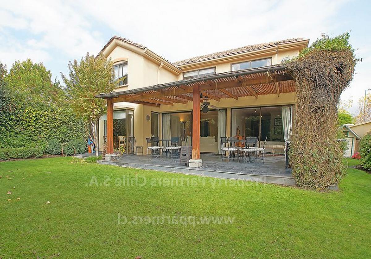 Дом с 4 спальнями в Сантьяго, Чили № 1545