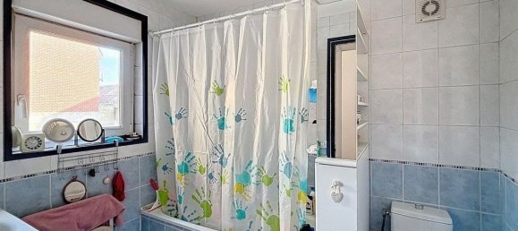 4 bedrooms House in Peronne, France No. 281156 9