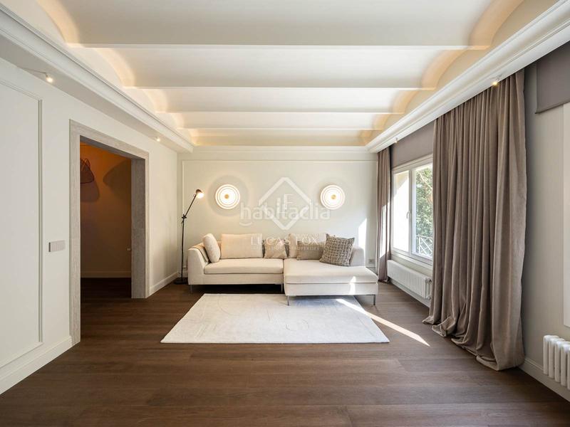 3 Schlafzimmer Wohnung in Eixample, Spain, Nr. 42322