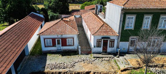 2 bedrooms House in Nogueira da Regedoura, Portugal No. 176551 24