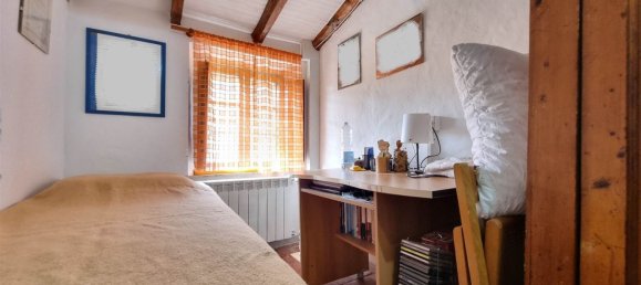 Casa de 6 divisões em Camaiore, Italy N.º 178048 20