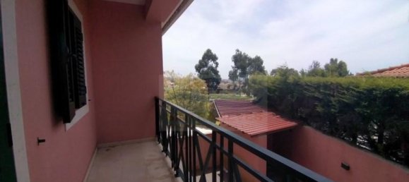 7 bedrooms House in Rio de Mouro, Portugal No. 63645 2