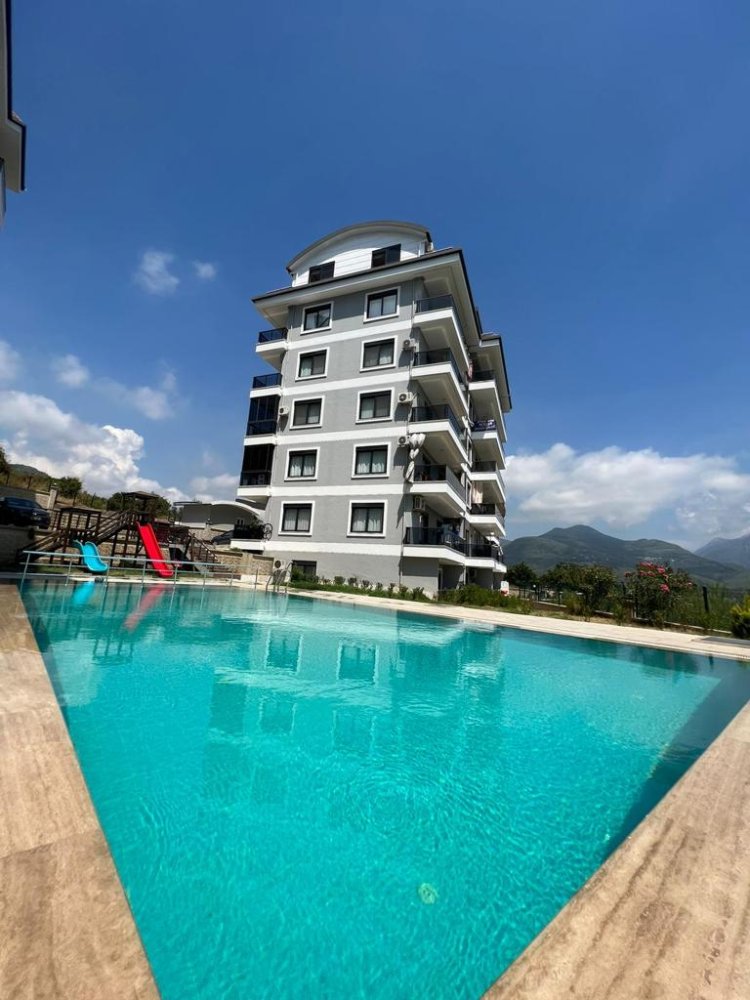 Penthouse 3+1 in Oba, Turkey No. 15930