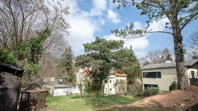  Land in Hinterbruhl, Austria No. 138080