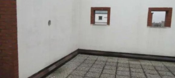 Apartamento de 3 habitaciónes en Vimodrone, Italy No. 2523 12