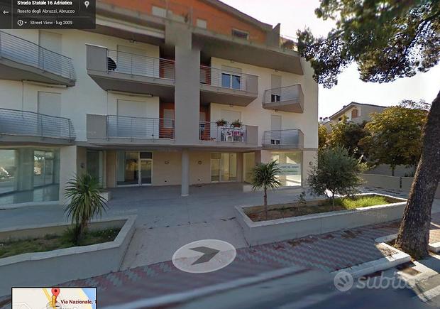 Квартира с 3 комнатами в Розето дельи Абруцци, Италия № 281804