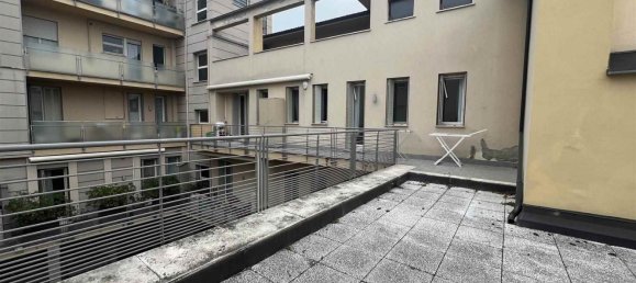 5 rooms Apartment in Piacenza, Italy No. 190503 24