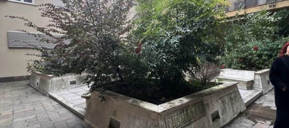 5 rooms Apartment in Piacenza, Italy No. 190503 5