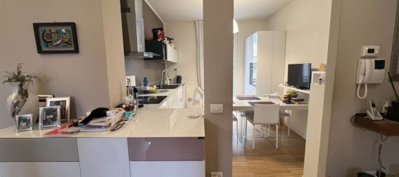 5 rooms Apartment in Piacenza, Italy No. 190503 13
