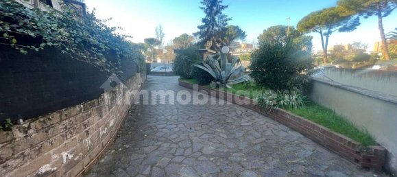 3 bedrooms Apartment in Rome, Italy No. 14311 17