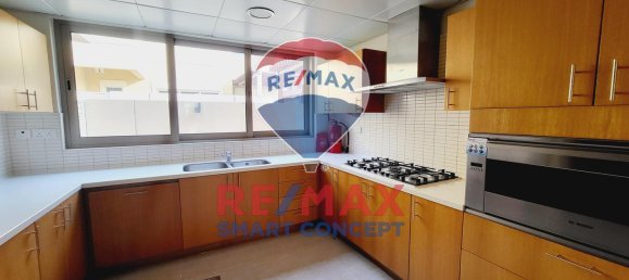 Villa T5 em Al Raha Gardens, UAE N.º 36316 9