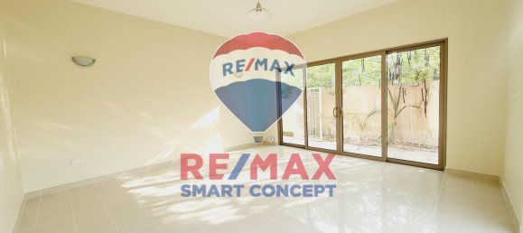 Villa T5 em Al Raha Gardens, UAE N.º 36316 6