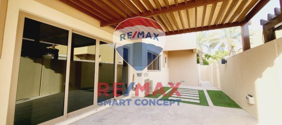 Villa T5 em Al Raha Gardens, UAE N.º 36316 2