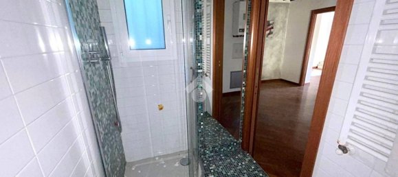 2 bedrooms Apartment in Genoa, Italy No. 127620 18