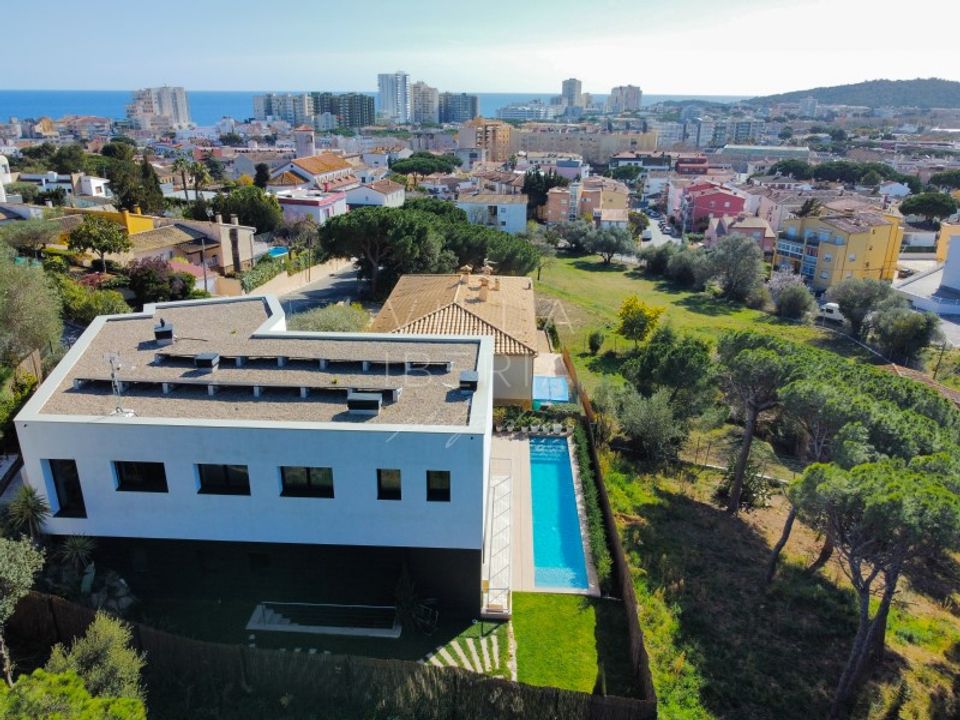 6 bedrooms Villa in Castell-Platja d'Aro, Spain No. 192292