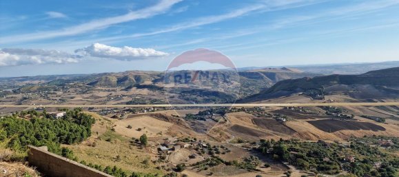 3 bedrooms Apartment in Enna, Italy No. 346242 7